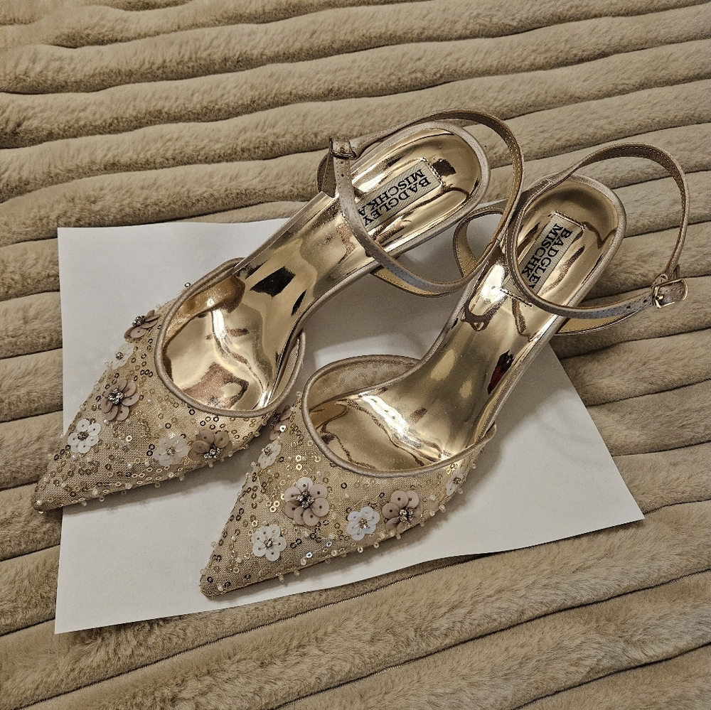 Badgley Mischka Gold Floral Embellished Heels